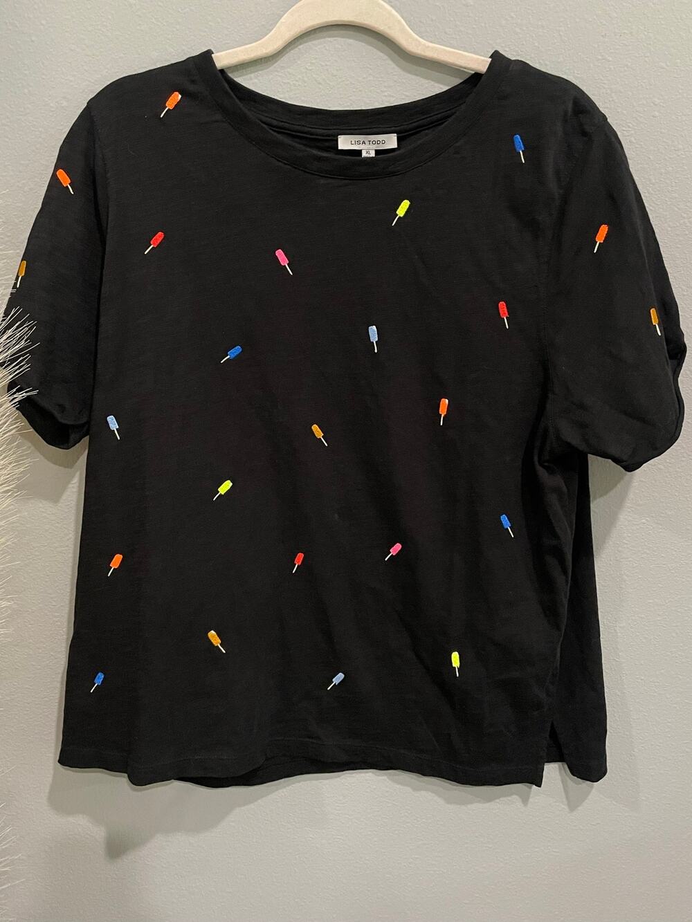 Lisa Todd Full of Flavor Popsicle Embroidery Cotton Crew Neck Black Tee (XL)